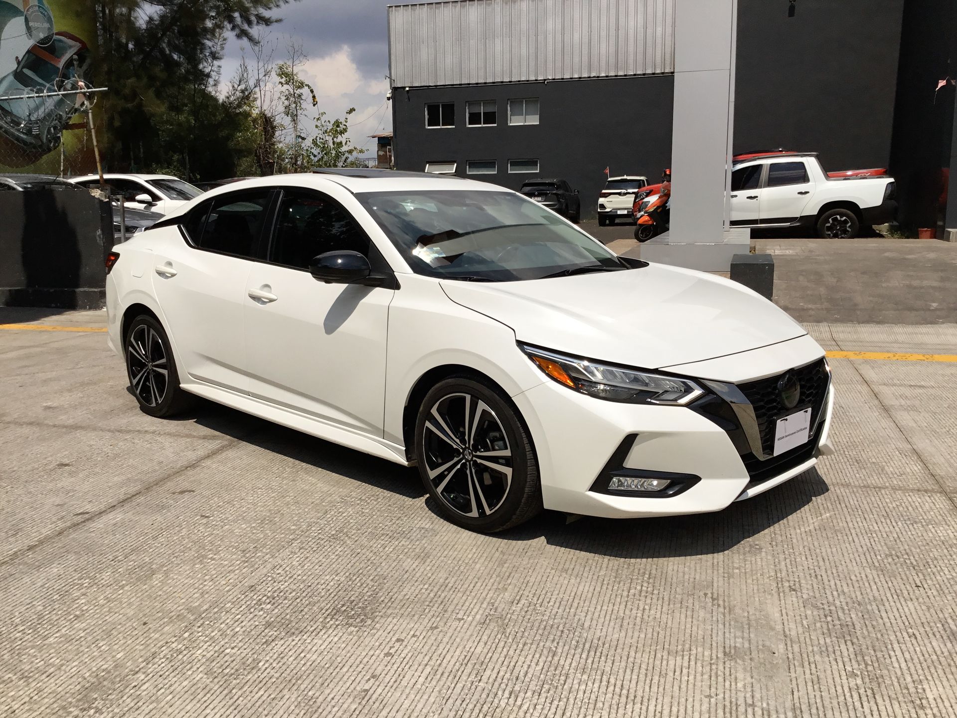 2023 Nissan SENTRA SENTRA SR PLATINUM CVT 2.0 LTS
