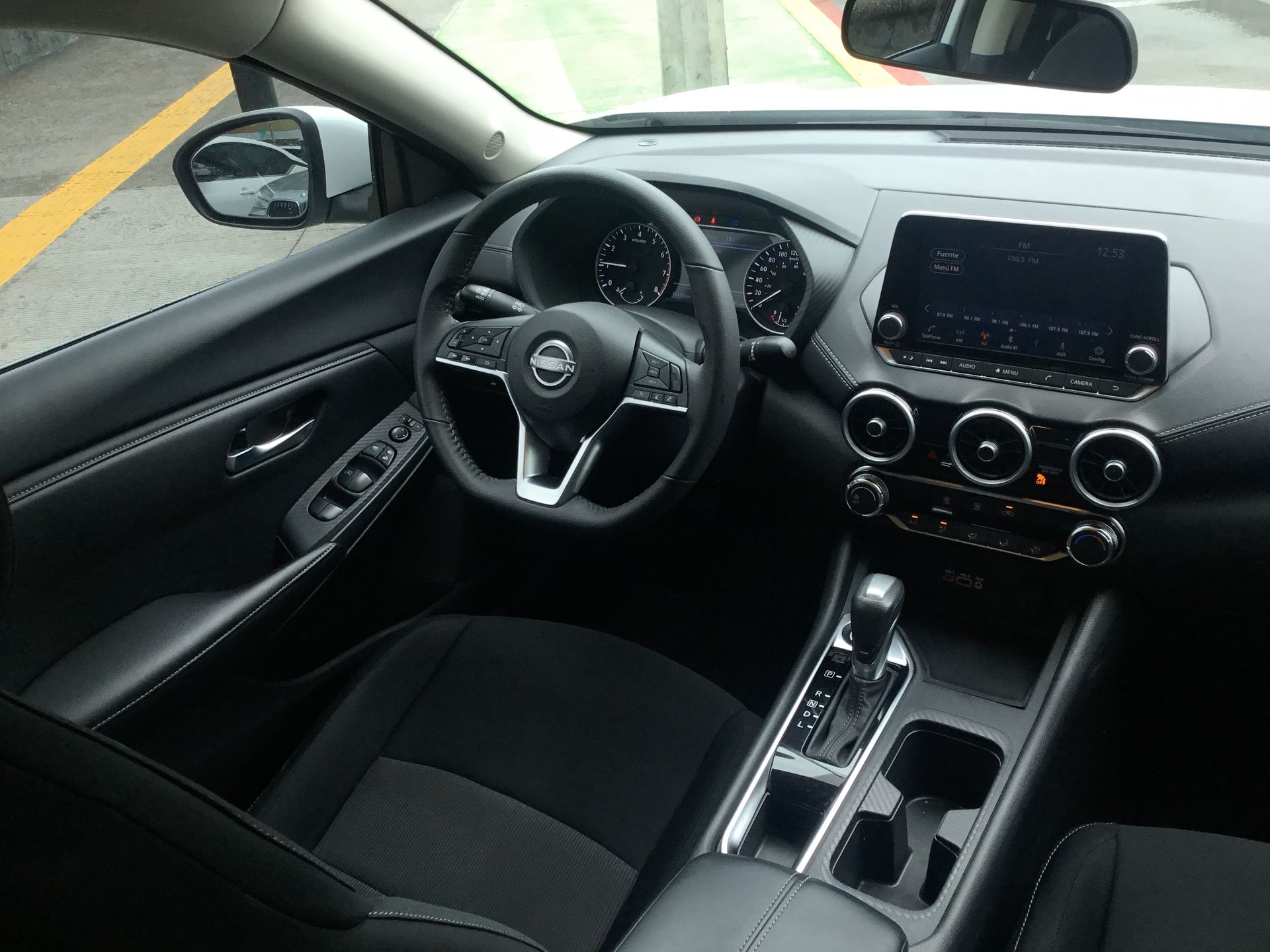 2025 Nissan SENTRA SENTRA ADVANCE CVT