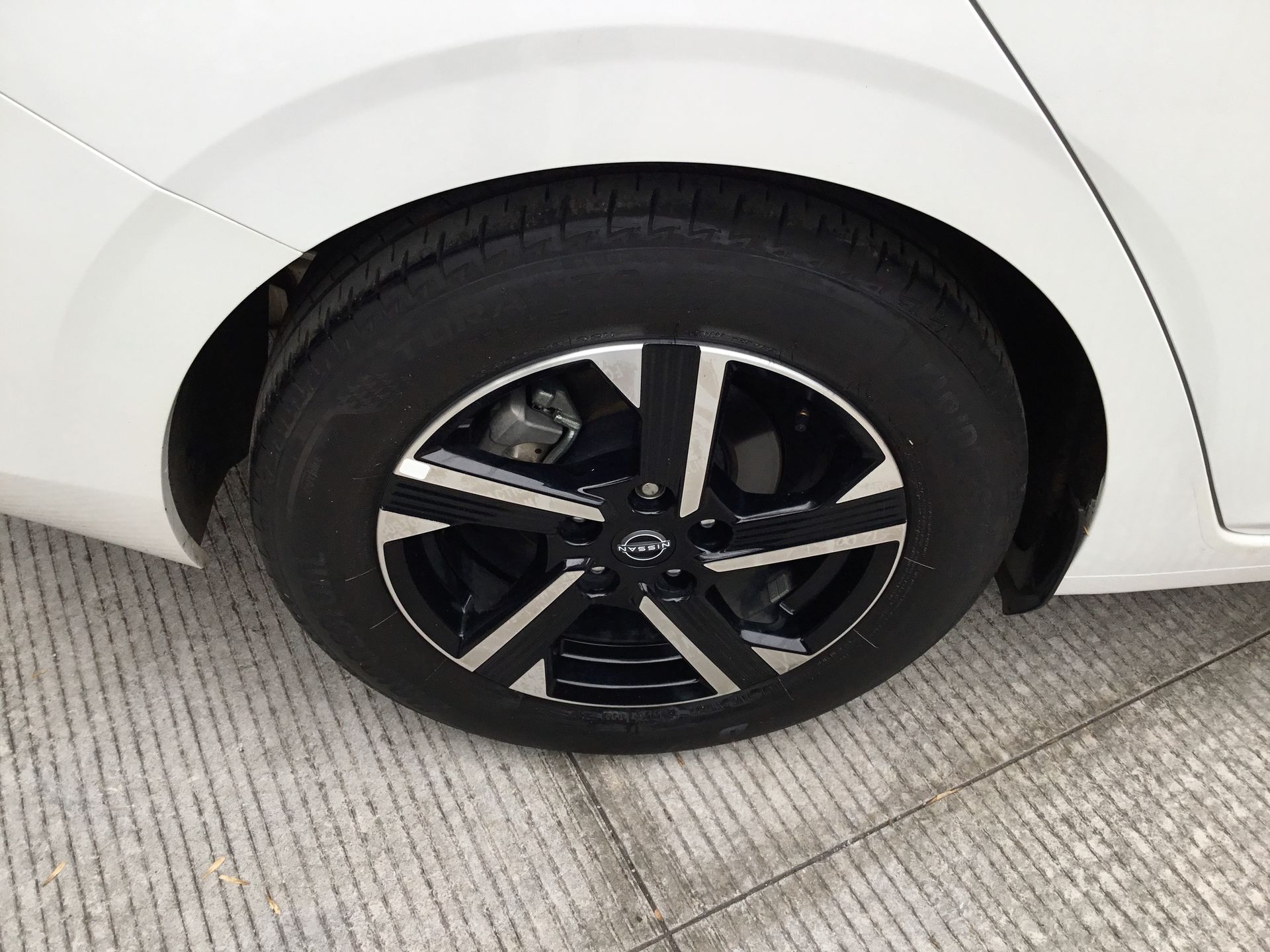 2025 Nissan SENTRA SENTRA ADVANCE CVT