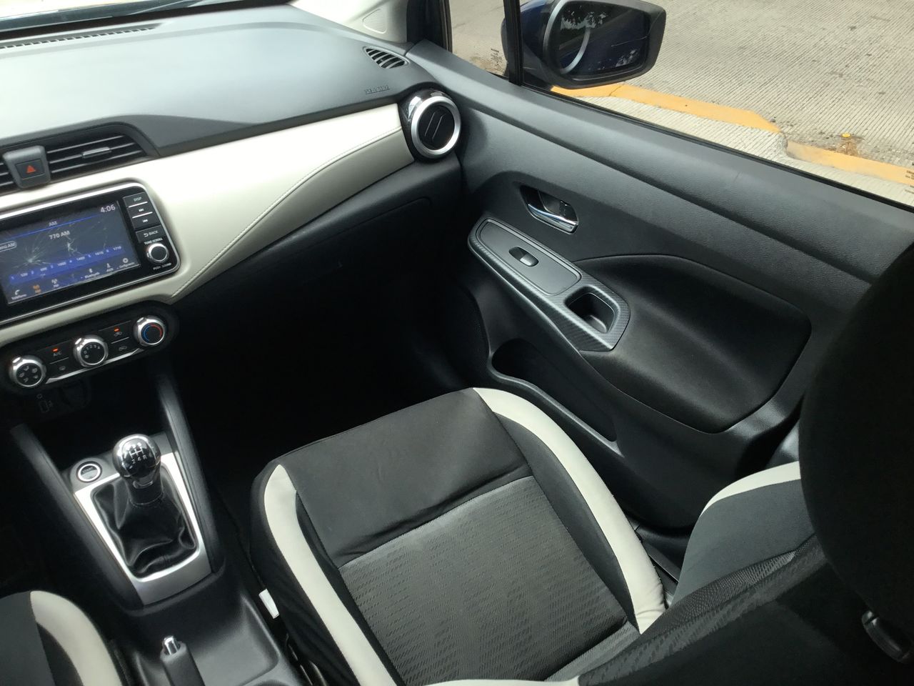 2021 Nissan VERSA ADVANCE MT 21