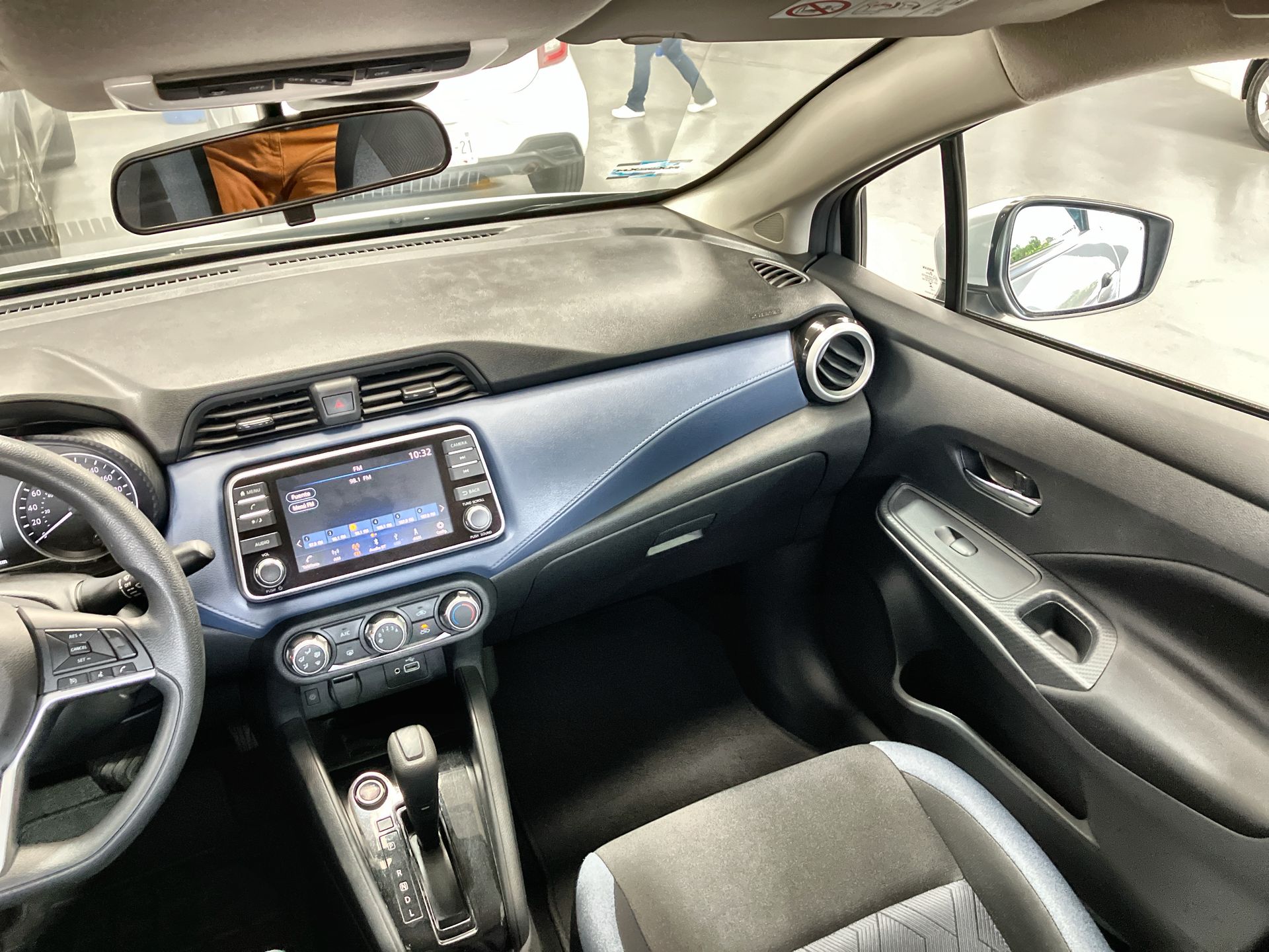 2023 Nissan VERSA ADVANCE CVT 23