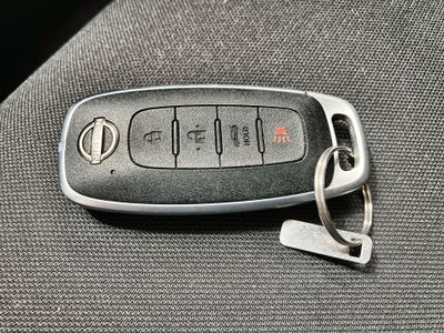 2023 Nissan VERSA ADVANCE CVT 23