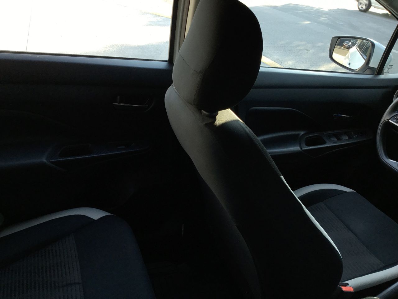 2020 Nissan VERSA ADVANCE MT