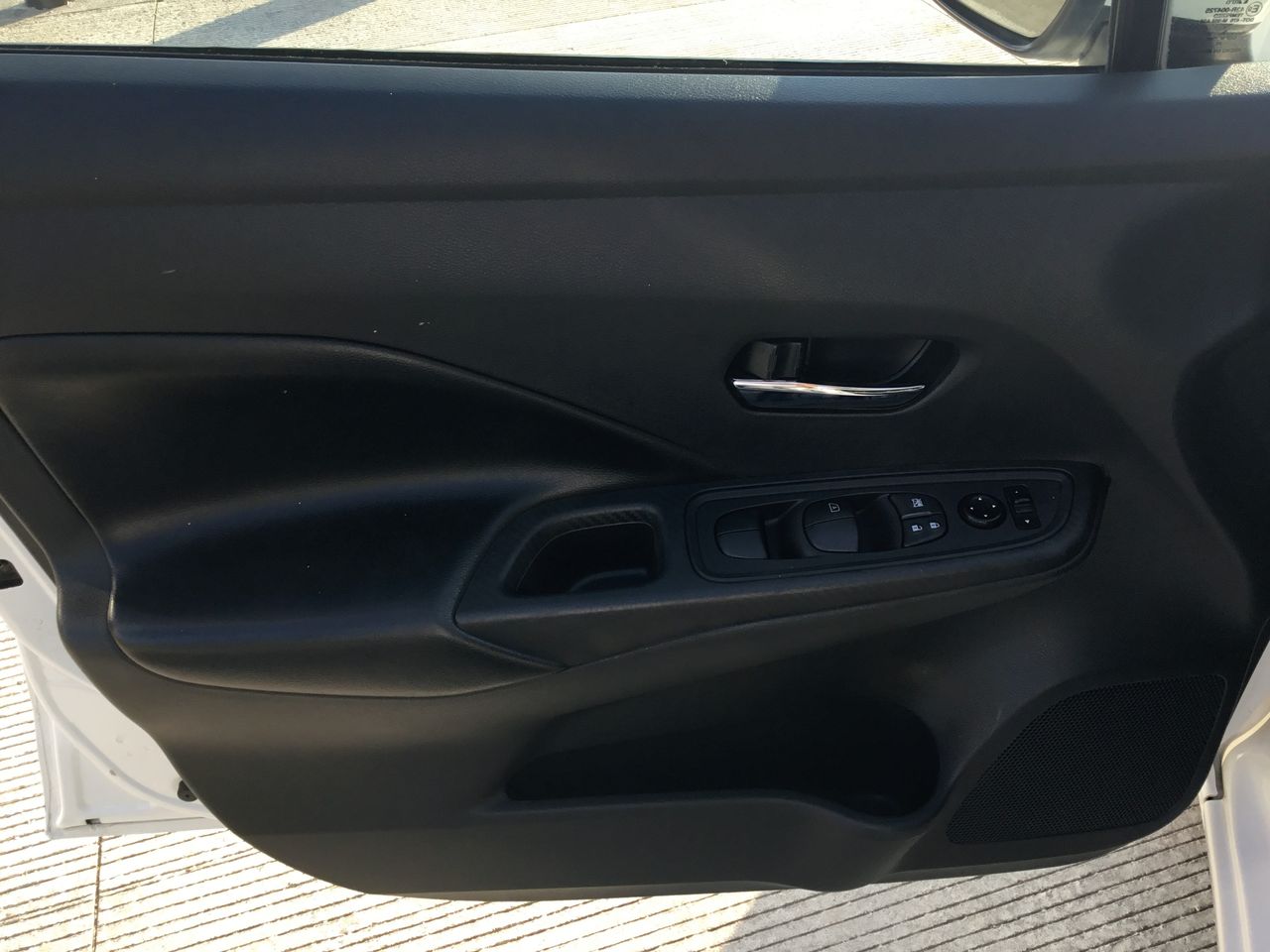 2020 Nissan VERSA ADVANCE MT