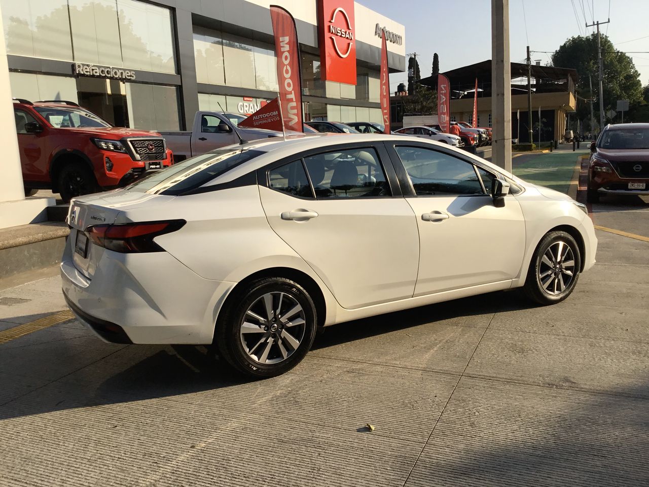 2020 Nissan VERSA ADVANCE MT