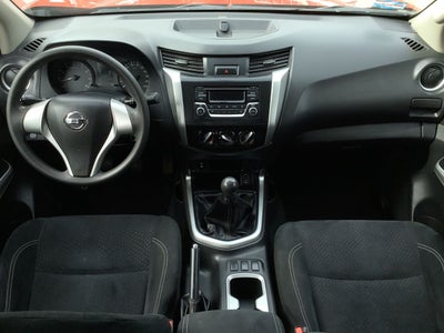 2016 Nissan PICKUP DOBLE CABINA SE TM AC 6VEL