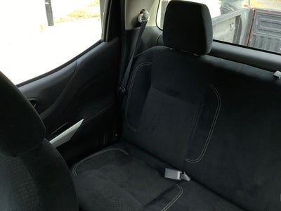 2016 Nissan PICKUP DOBLE CABINA SE TM AC 6VEL