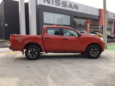 2016 Nissan PICKUP DOBLE CABINA SE TM AC 6VEL