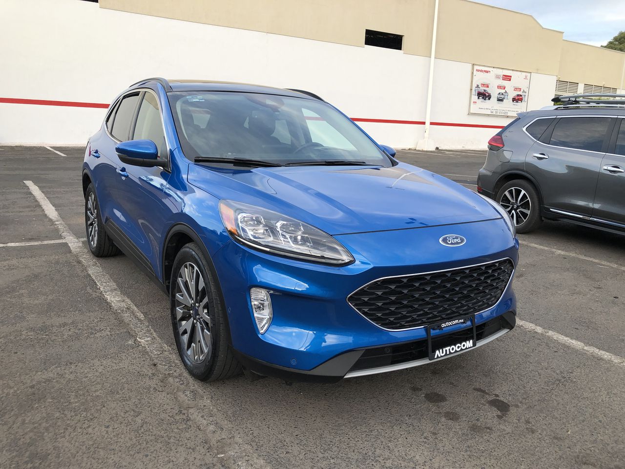 2020 Ford ESCAPE ESCAPE TITANIUM FWD