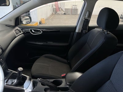 2017 Nissan SENTRA ADVANCE MT