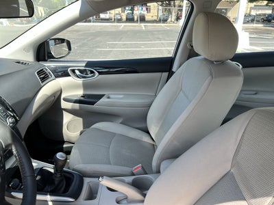 2017 Nissan SENTRA SENTRA ADVANCE MT