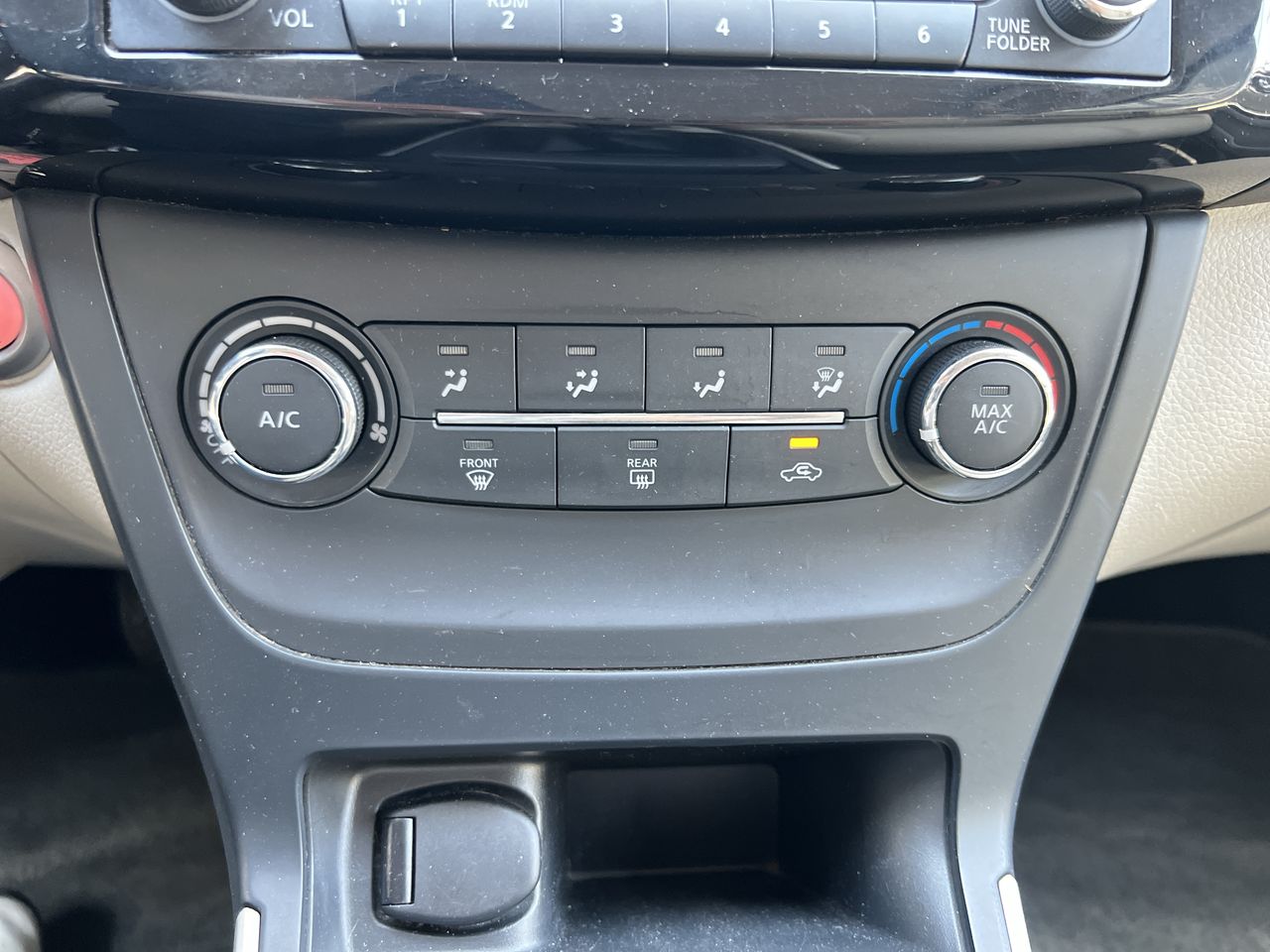 2017 Nissan SENTRA SENTRA ADVANCE MT