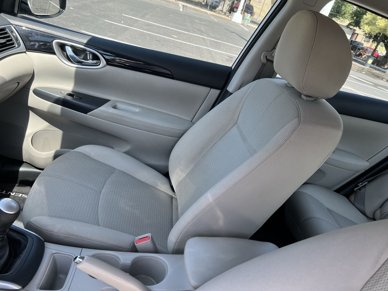 2017 Nissan SENTRA SENTRA ADVANCE MT