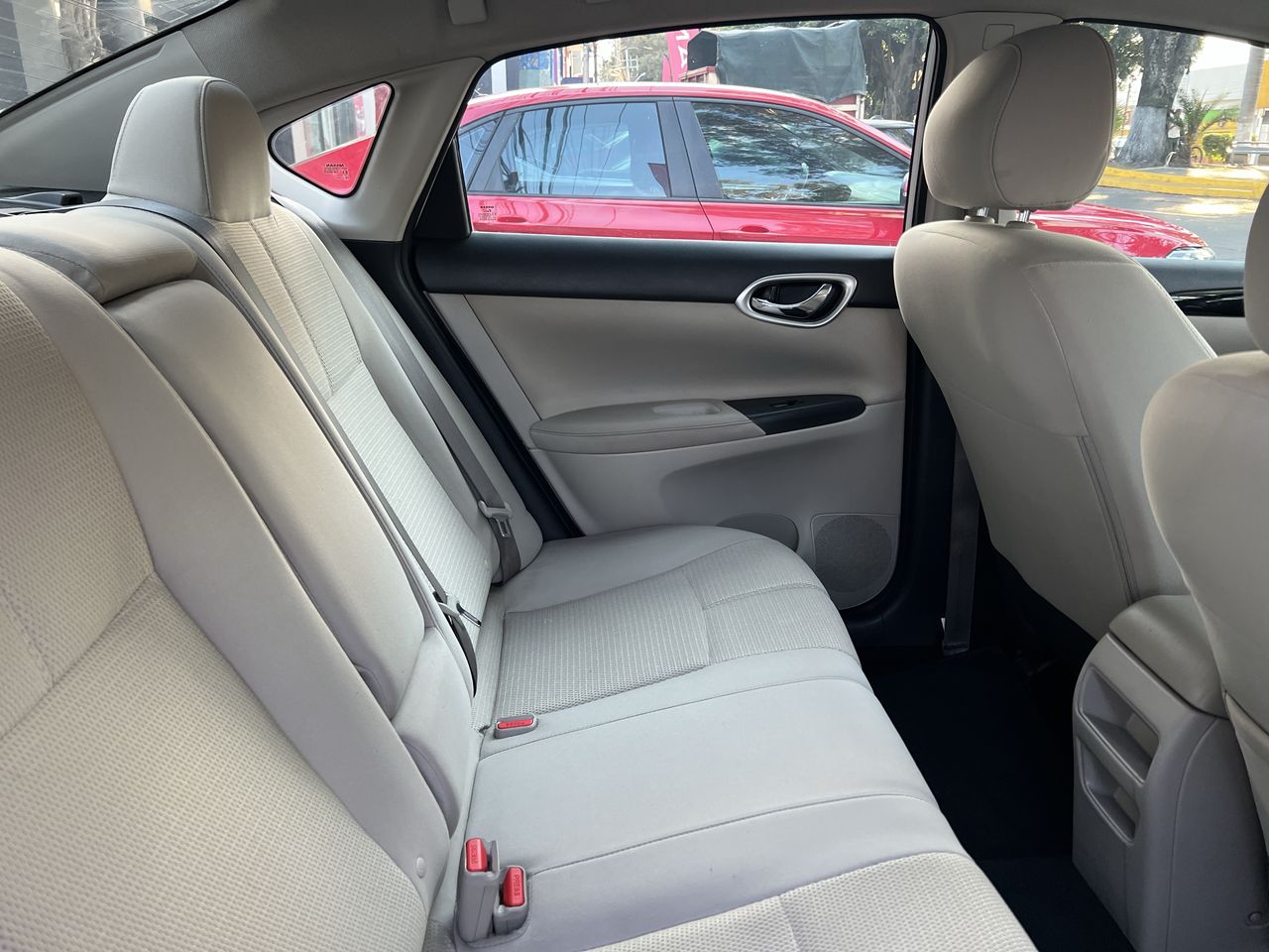 2018 Nissan SENTRA ADVANCE MT