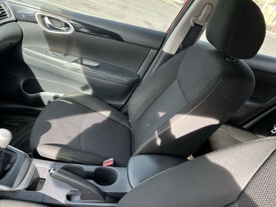 2019 Nissan SENTRA ADVANCE MT