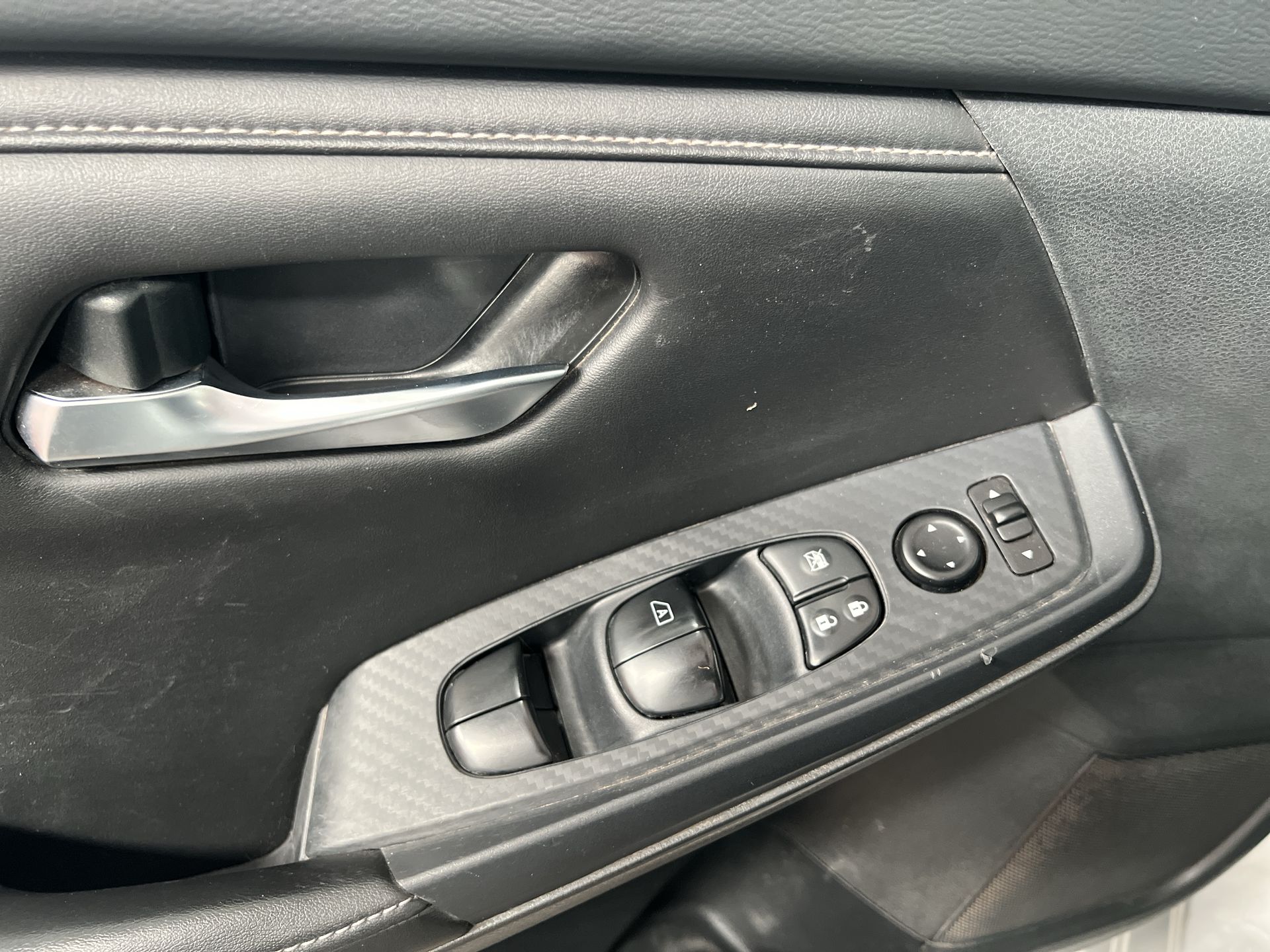 2023 Nissan SENTRA ADVANCE CVT 23