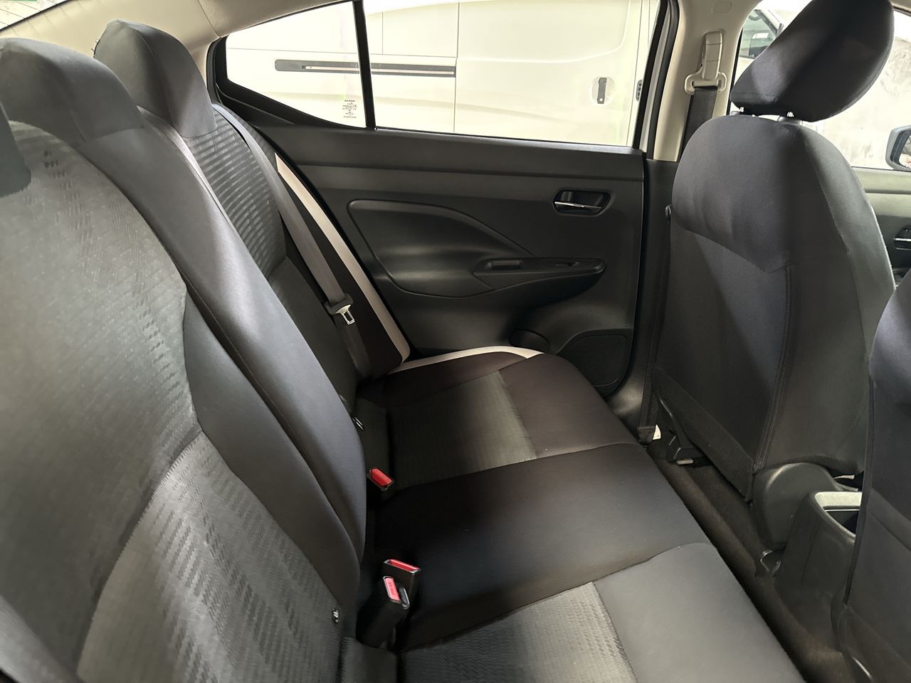 2021 Nissan VERSA VERSA ADVANCE MT