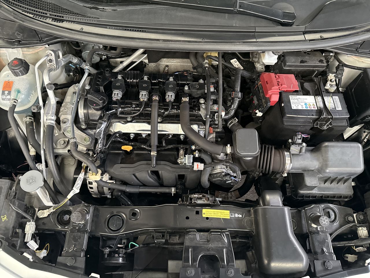 2021 Nissan VERSA VERSA ADVANCE MT