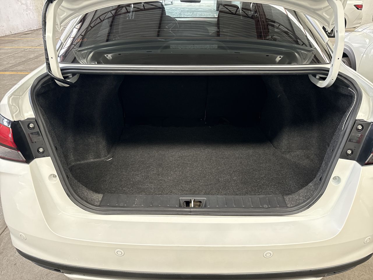 2021 Nissan VERSA VERSA ADVANCE MT