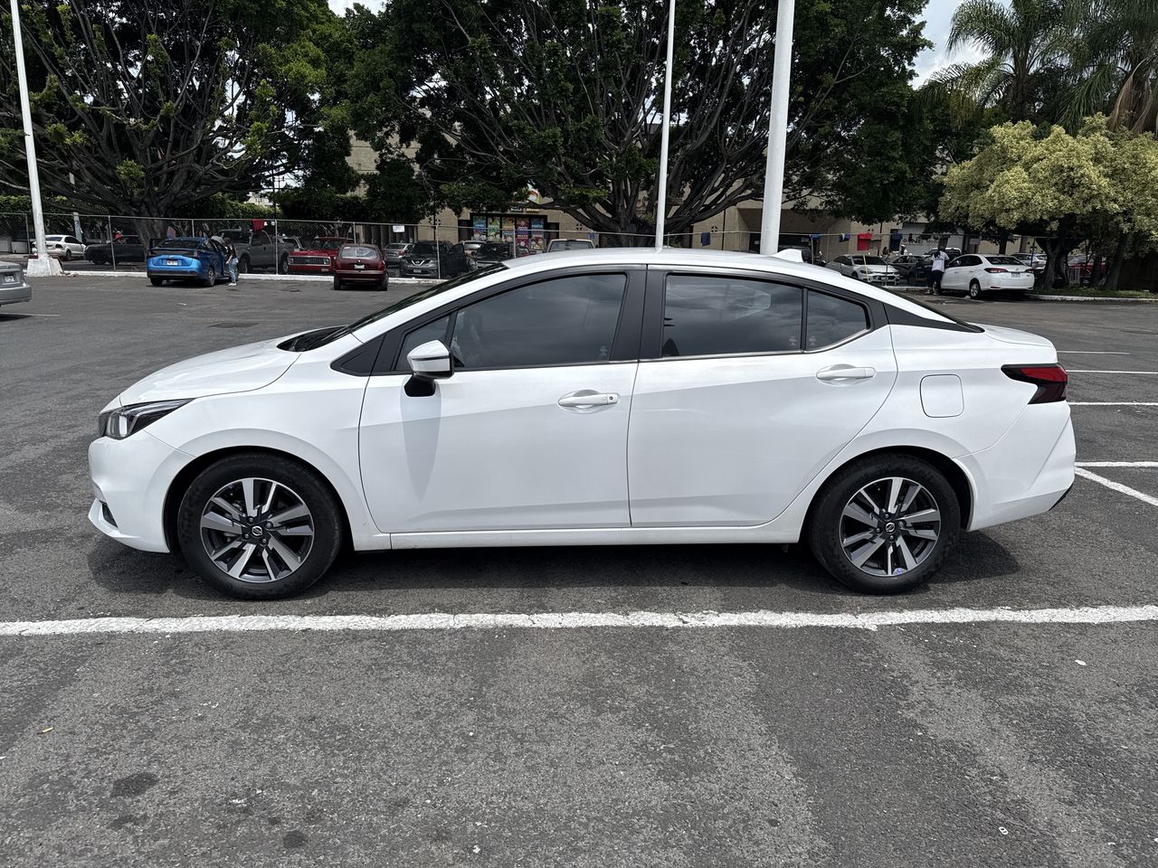 2021 Nissan VERSA VERSA ADVANCE MT
