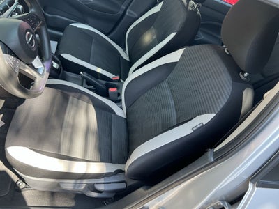 2022 Nissan VERSA ADVANCE MT