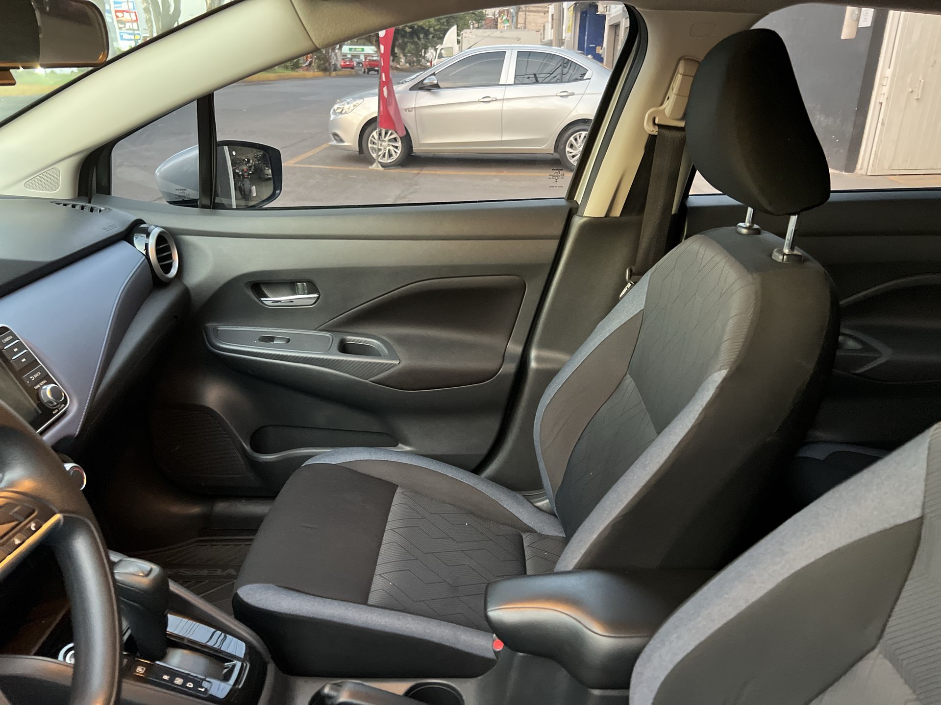 2024 Nissan VERSA ADVANCE CVT 24