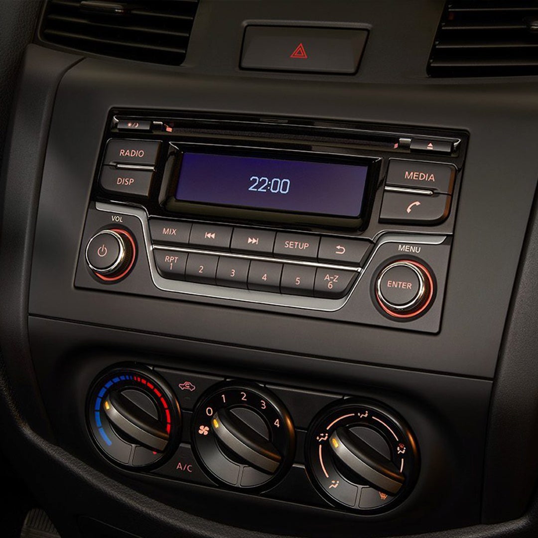 2025 Nissan NP300 NP300 PICK UP TM AC