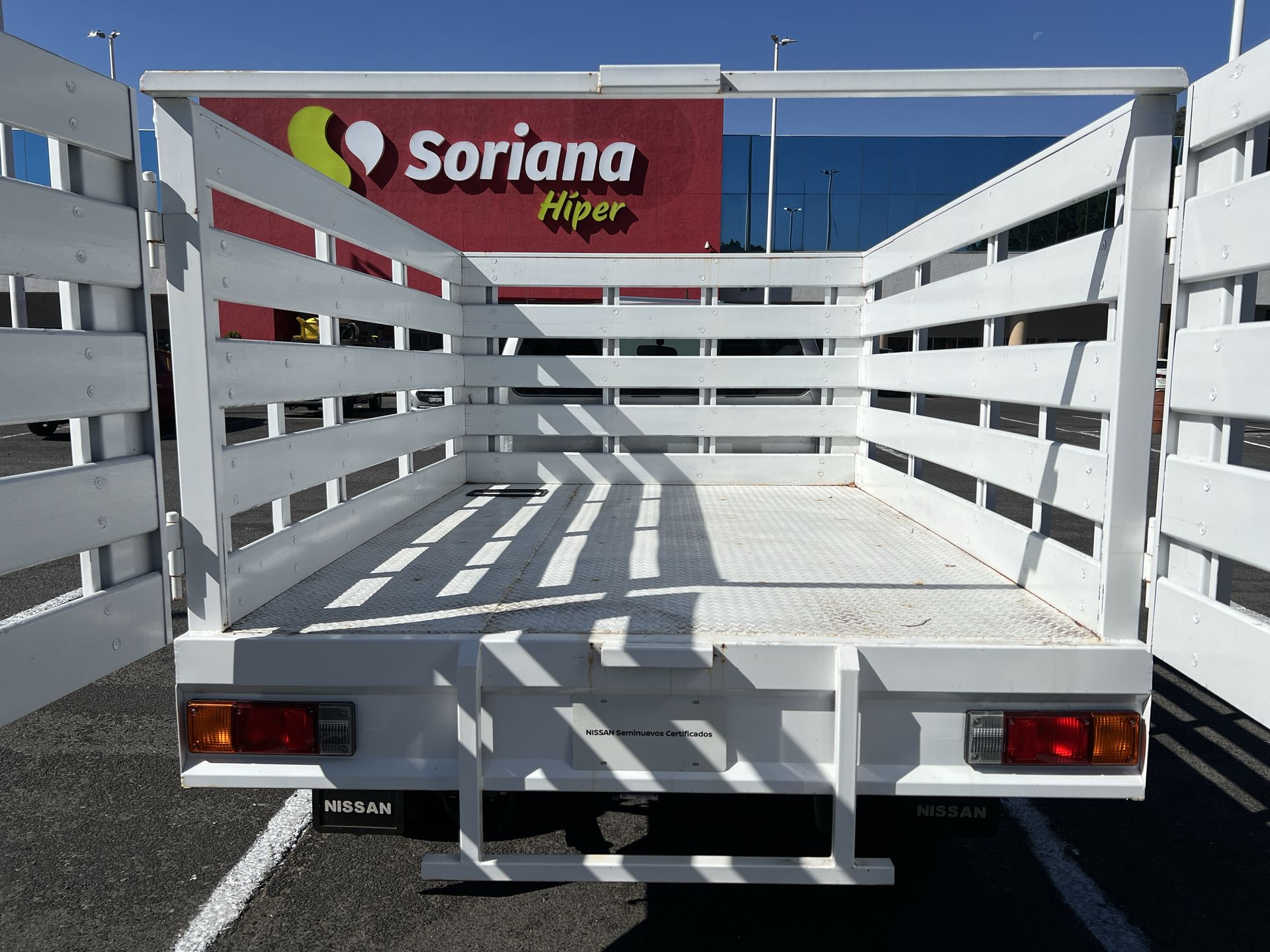 2023 Nissan FRONTIER CHASIS TM AC 23