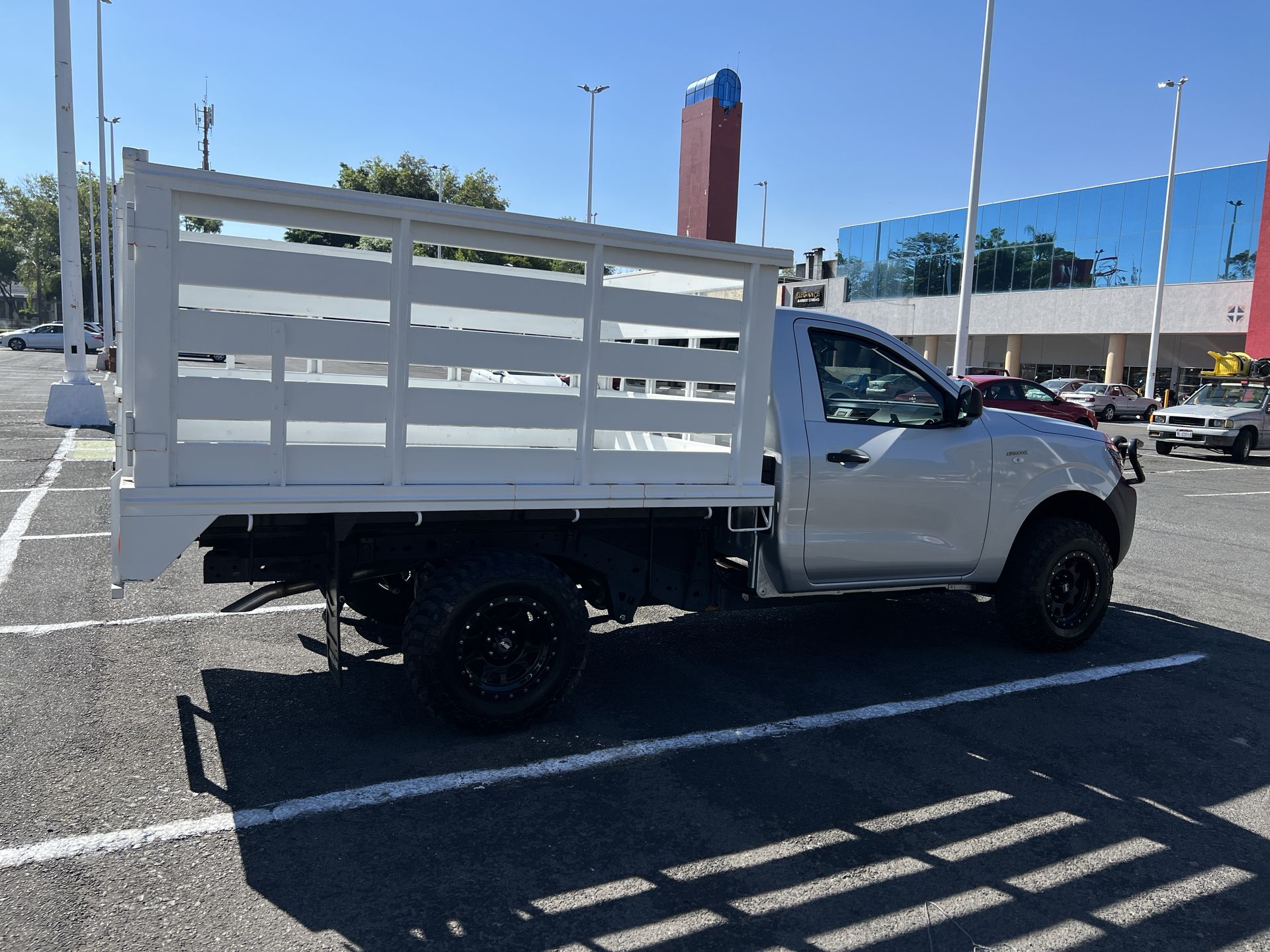 2023 Nissan FRONTIER CHASIS TM AC 23