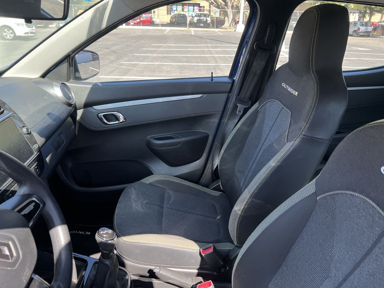 2024 RENAULT KWID OUTSIDER