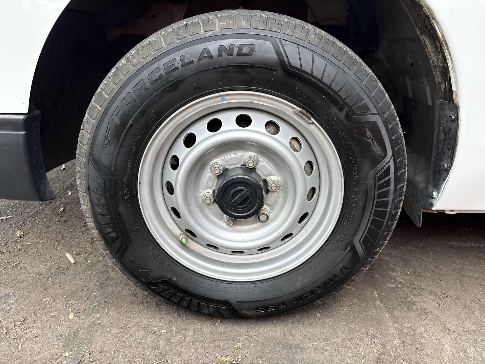 2023 Nissan NV350 URVAN PANEL AMPLIA AA 23