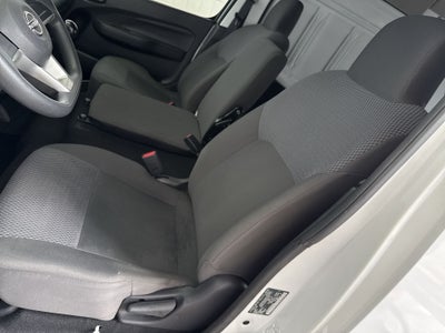 2023 Nissan NV350 URVAN PANEL AMPLIA AA 23