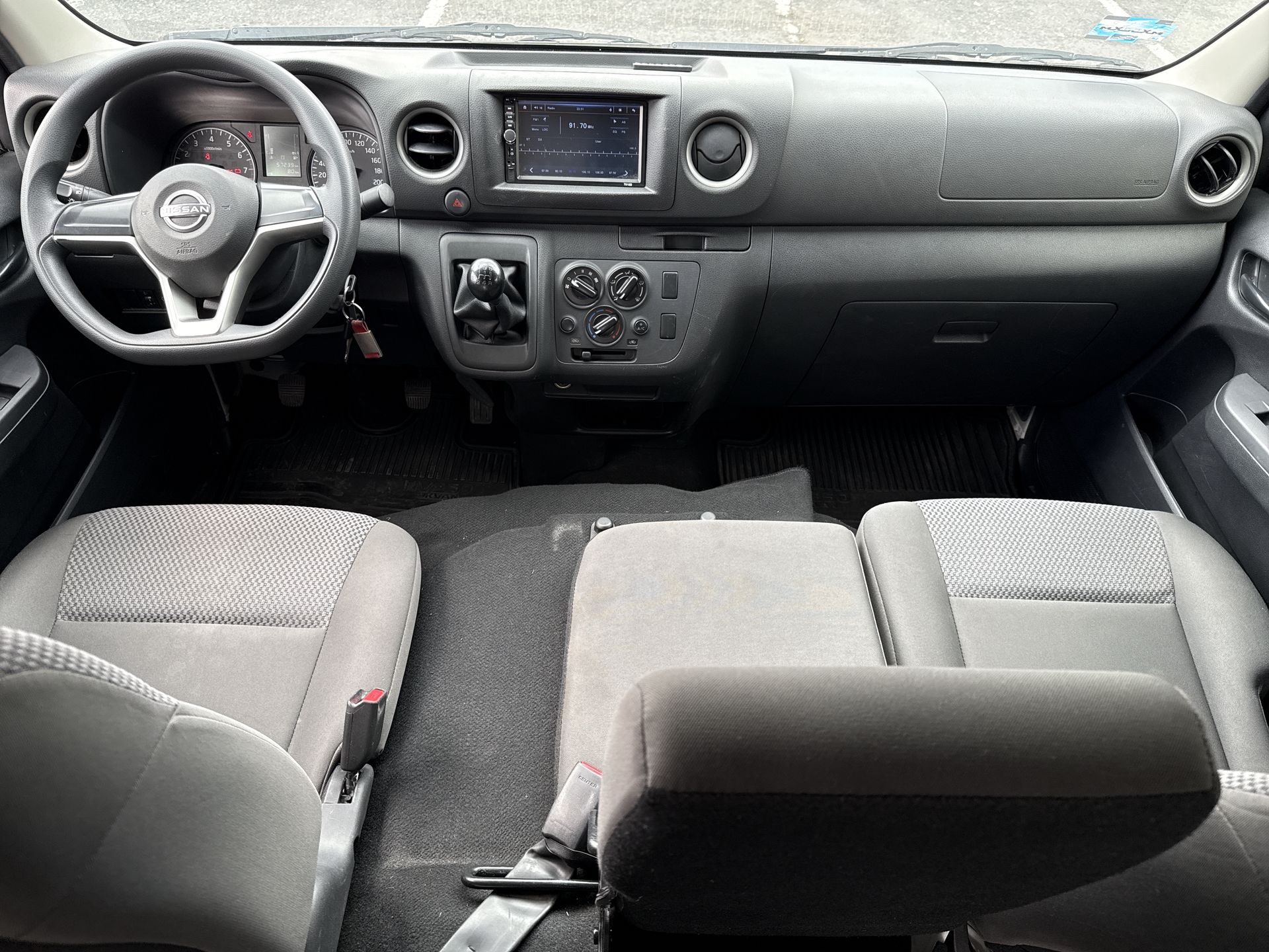 2023 Nissan NV350 URVAN PANEL AMPLIA AA 23