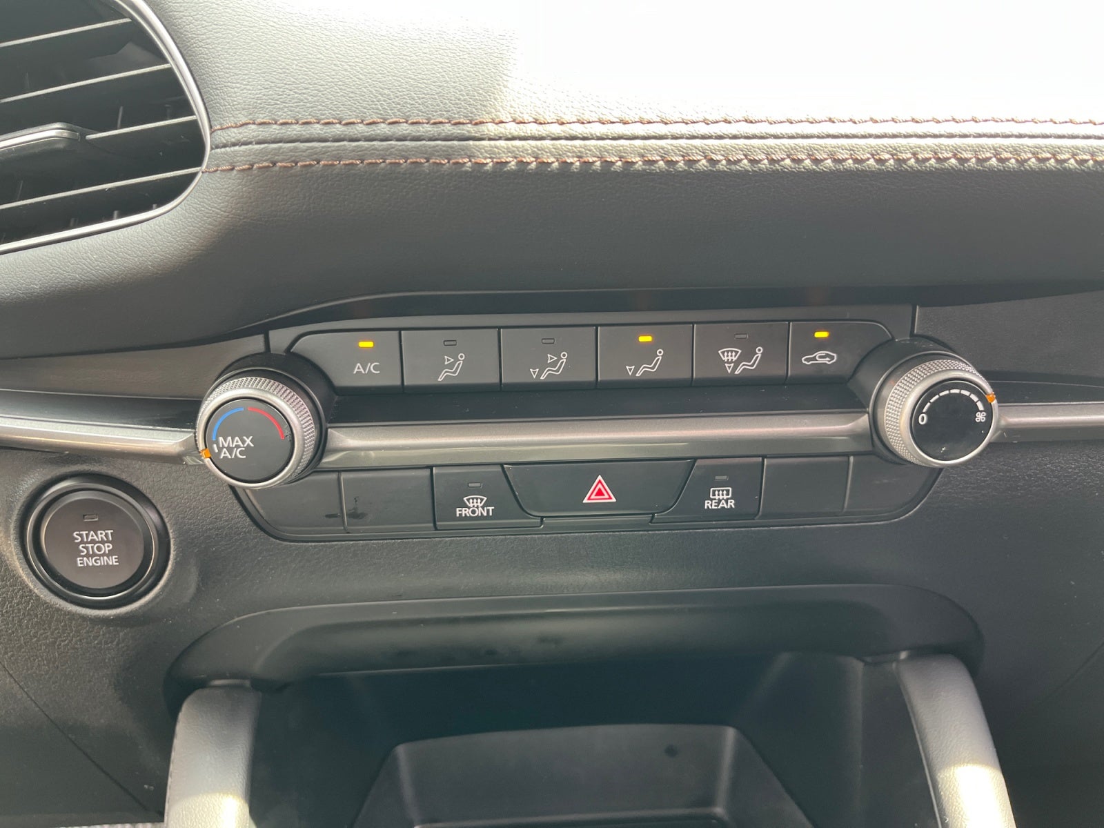 2023 Mazda MAZDA3 I SPORT TA SEDAN