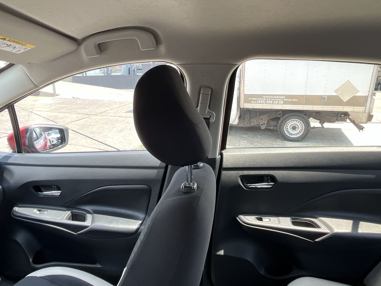 2020 Nissan VERSA ADVANCE MT