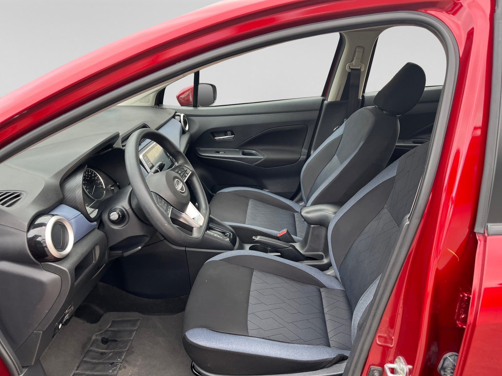 2023 Nissan VERSA ADVANCE CVT 23