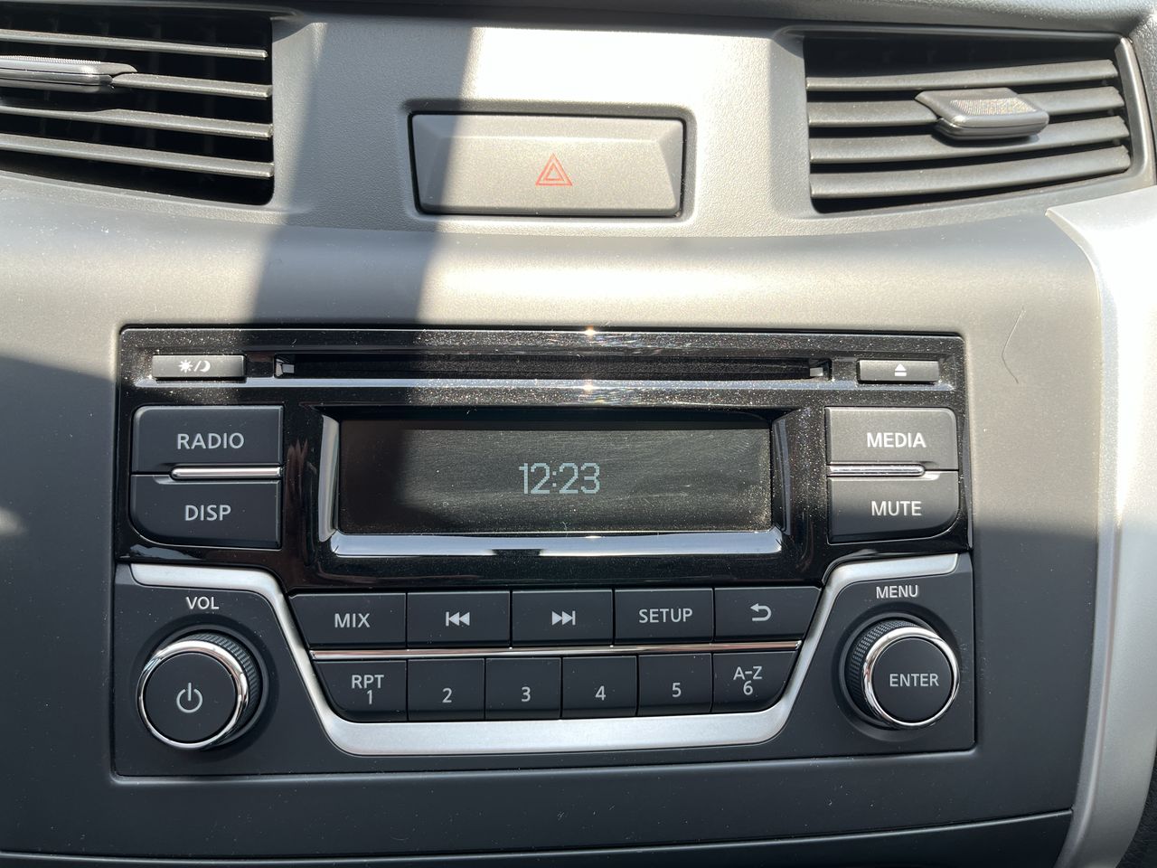 2020 Nissan FRONTIER NP300 DOBLE CABINA SE AC PAQ SEG