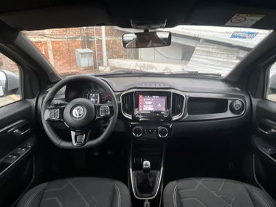 2023 RAM JOURNEY RAM 700 LARAMIE CREW CAB