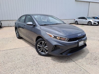 2023 Kia FORTE LX IVT