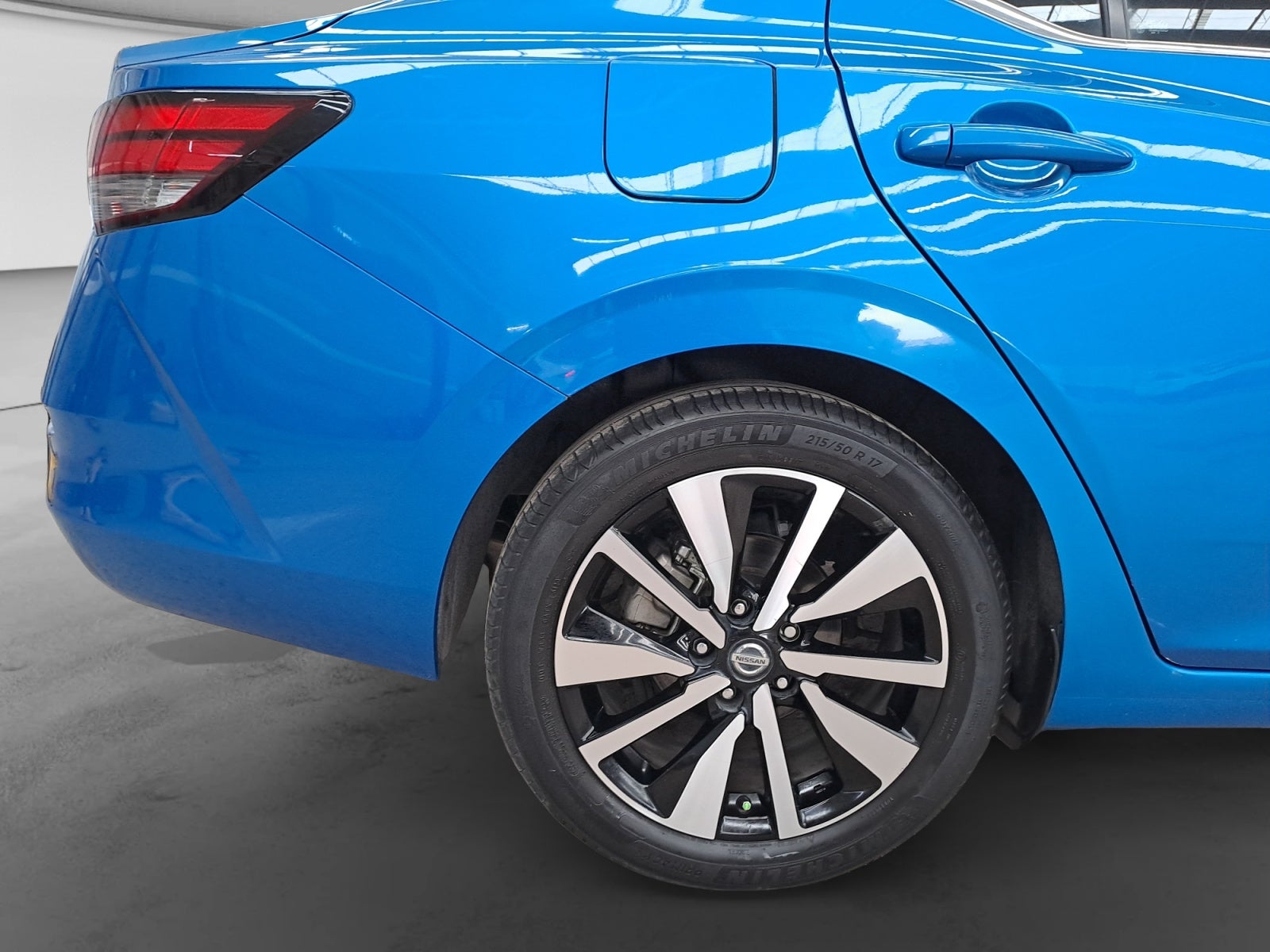 2021 Nissan SENTRA EXCLUSIVE CVT 21