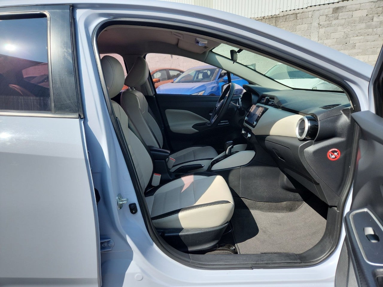 2023 Nissan VERSA EXCLUSIVE CVT 23