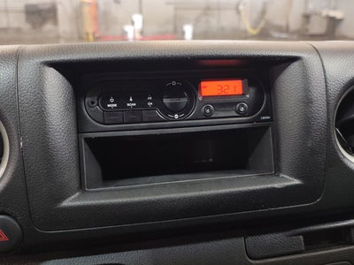 2024 Nissan NV350 PANEL AMPLIA AA 24