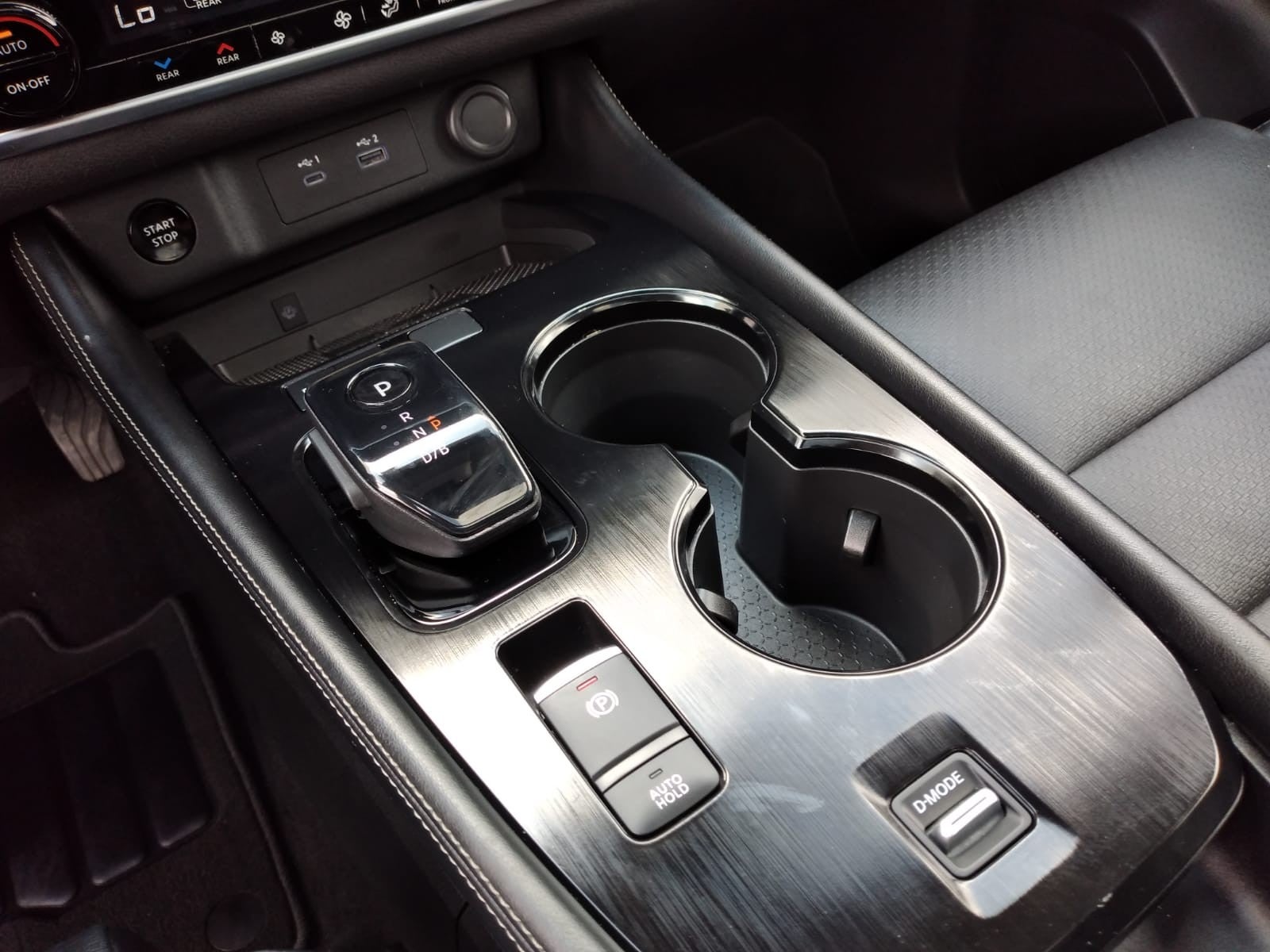 2025 Nissan X-TRAIL PLATINUM E-POWER 2 ROW 25