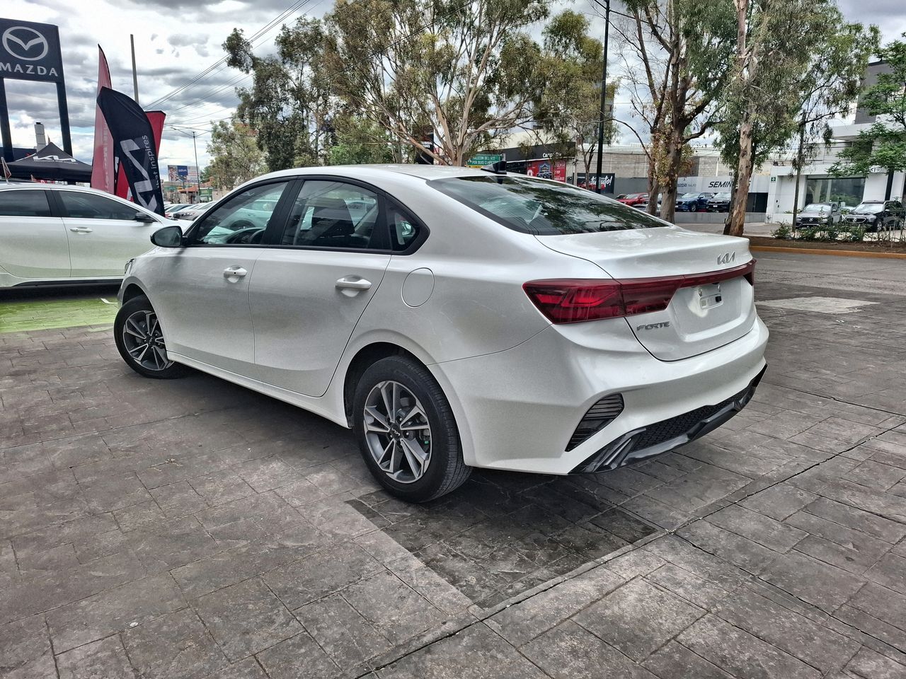 2023 Kia FORTE LX IVT