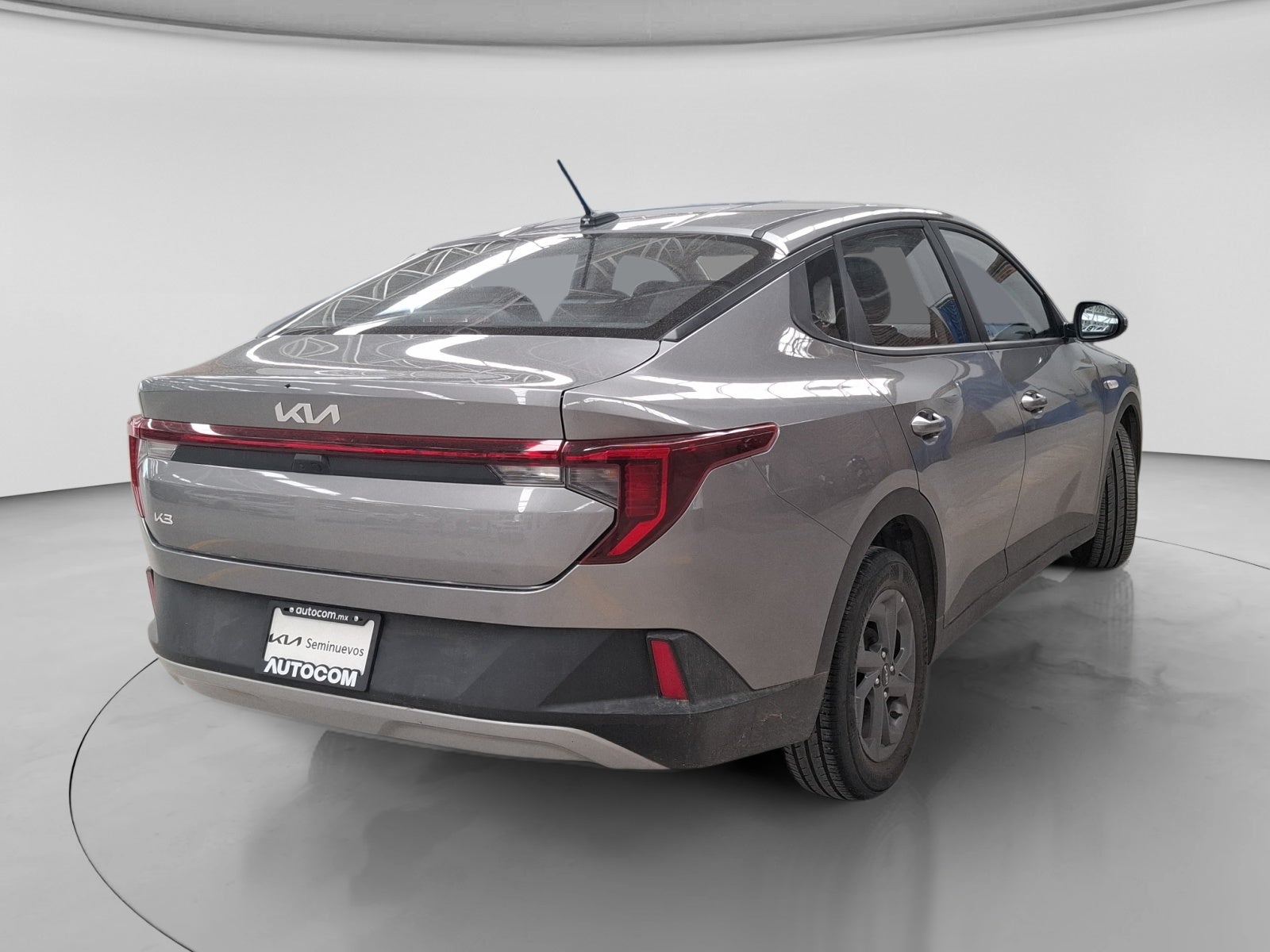 2024 Kia K3 LX AT