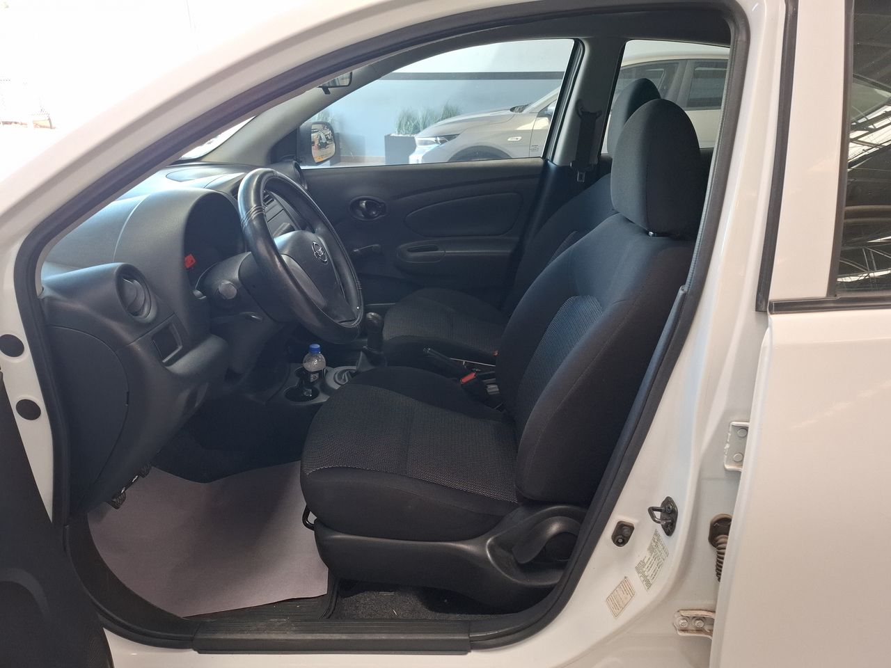 2018 Nissan VERSA DRIVE MT AC
