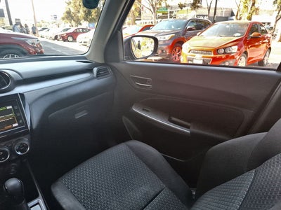 2023 SUZUKI SWIFT GLX CVT