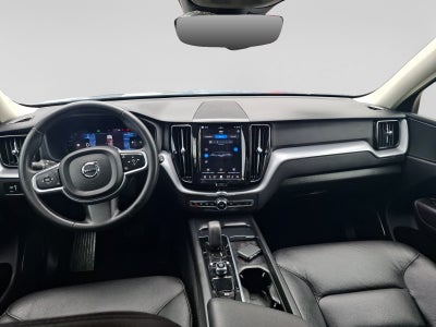 2022 Volvo XC60 MOMENTUM B5 AWD