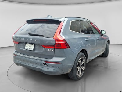 2022 Volvo XC60 MOMENTUM B5 AWD