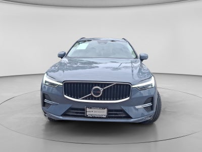 2022 Volvo XC60 MOMENTUM B5 AWD